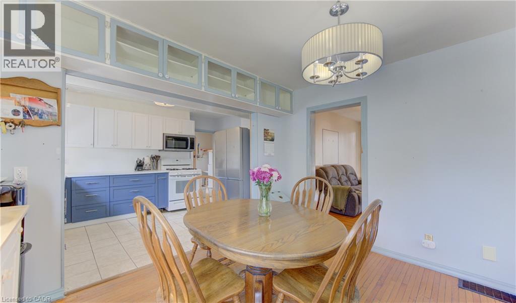 












37 BAIRD Street S

,
Bright,




Ontario
N0J1B0

