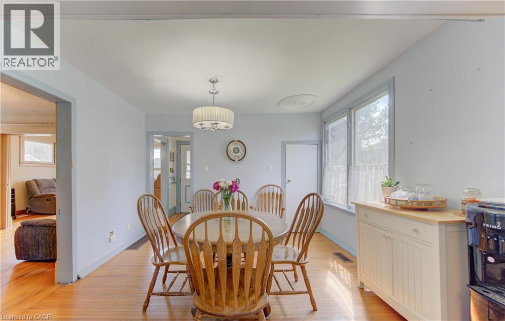 












37 BAIRD Street S

,
Bright,




Ontario
N0J1B0

