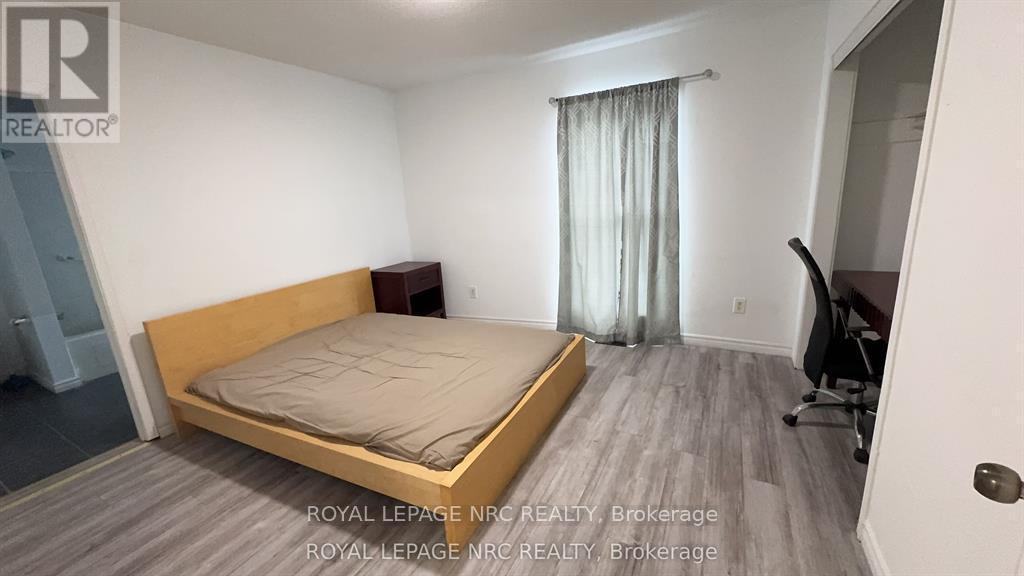 












6 PEARL ANN DRIVE

,
St. Catharines (Glendale/Glenridge),




Ontario
L2T3B3

