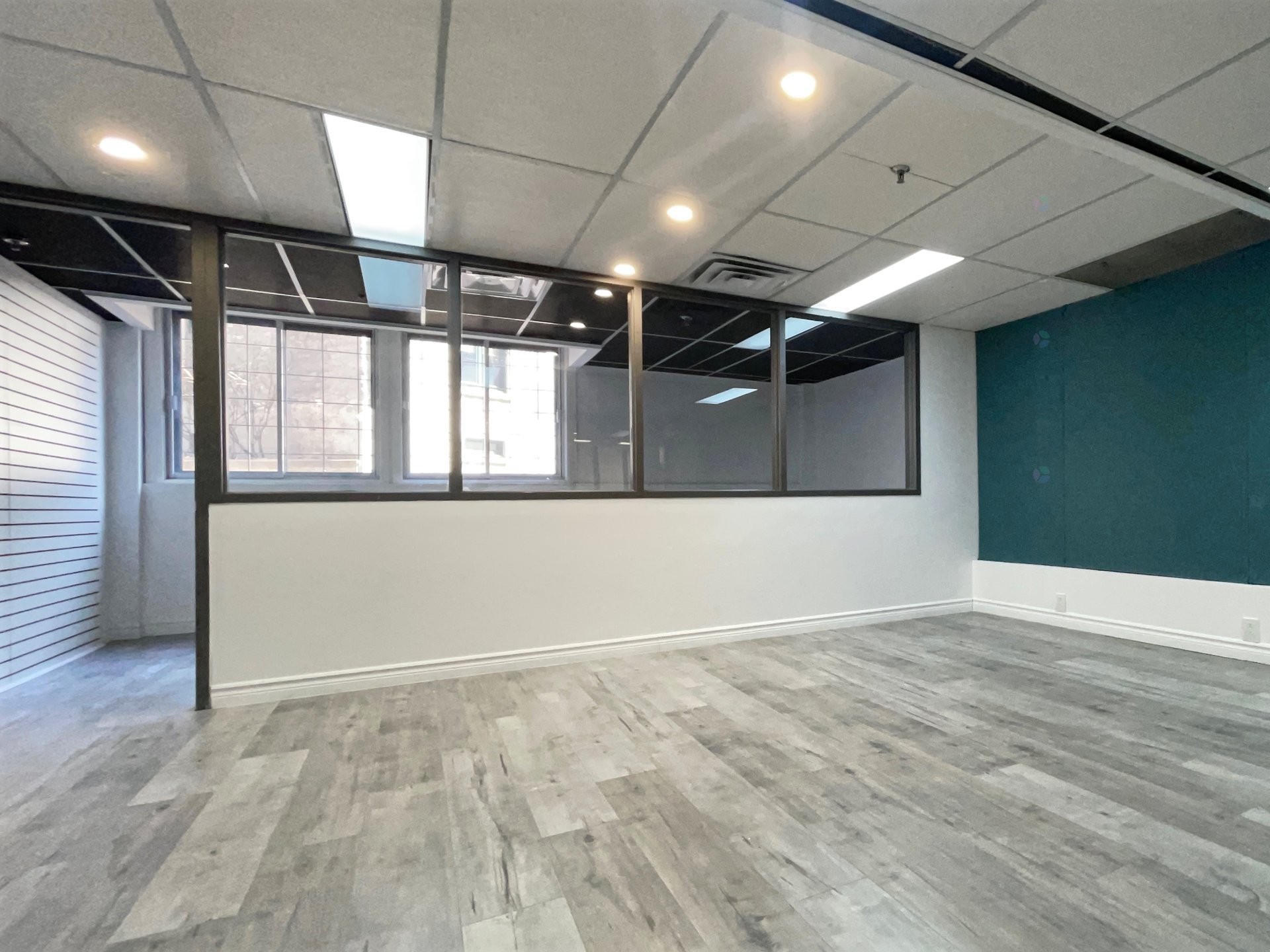 









123


Rue St-Pierre

,
Montréal (Ville-Marie),




QC
H2Y2L6


