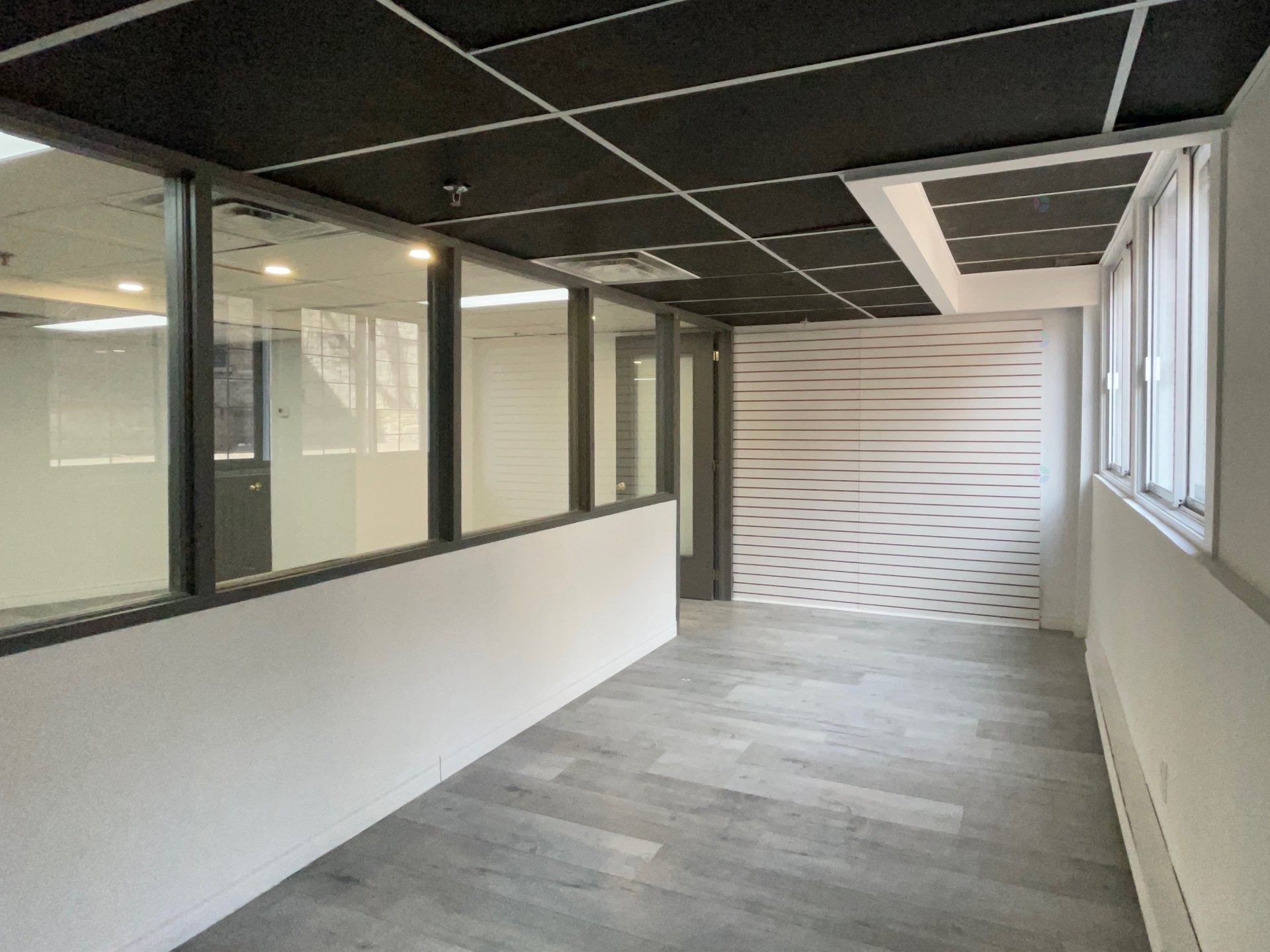 









123


Rue St-Pierre

,
Montréal (Ville-Marie),




QC
H2Y2L6

