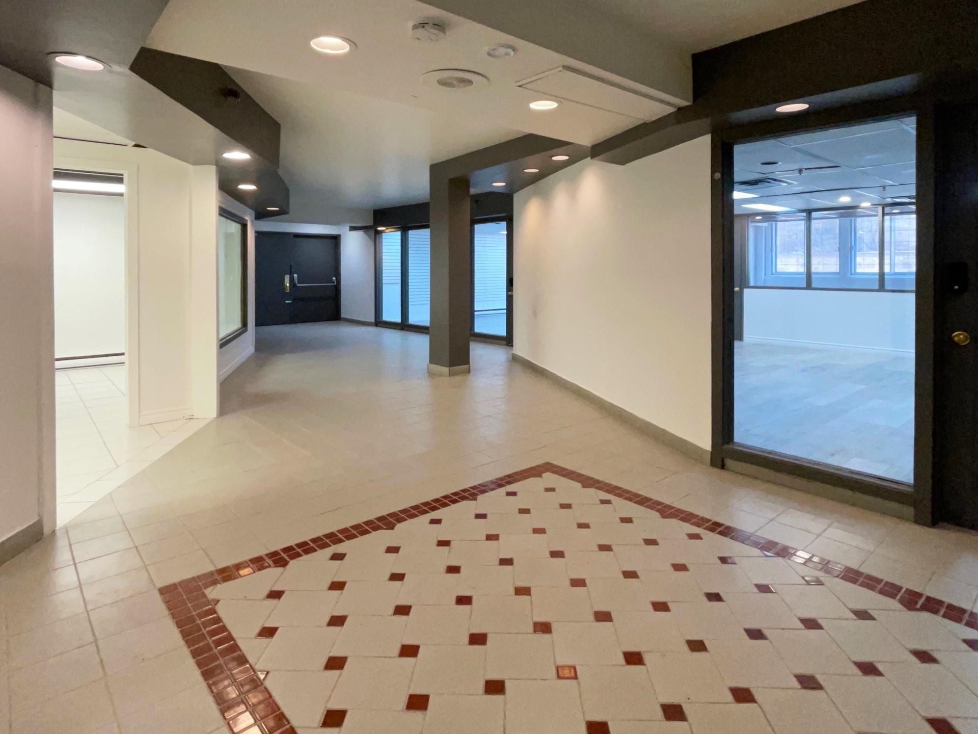









123


Rue St-Pierre

,
Montréal (Ville-Marie),




QC
H2Y2L6

