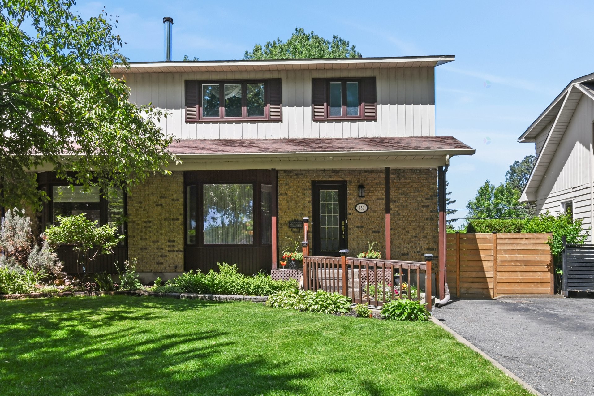 









158


Av. Mermoz

,
Candiac,




QC
J5R4T2

