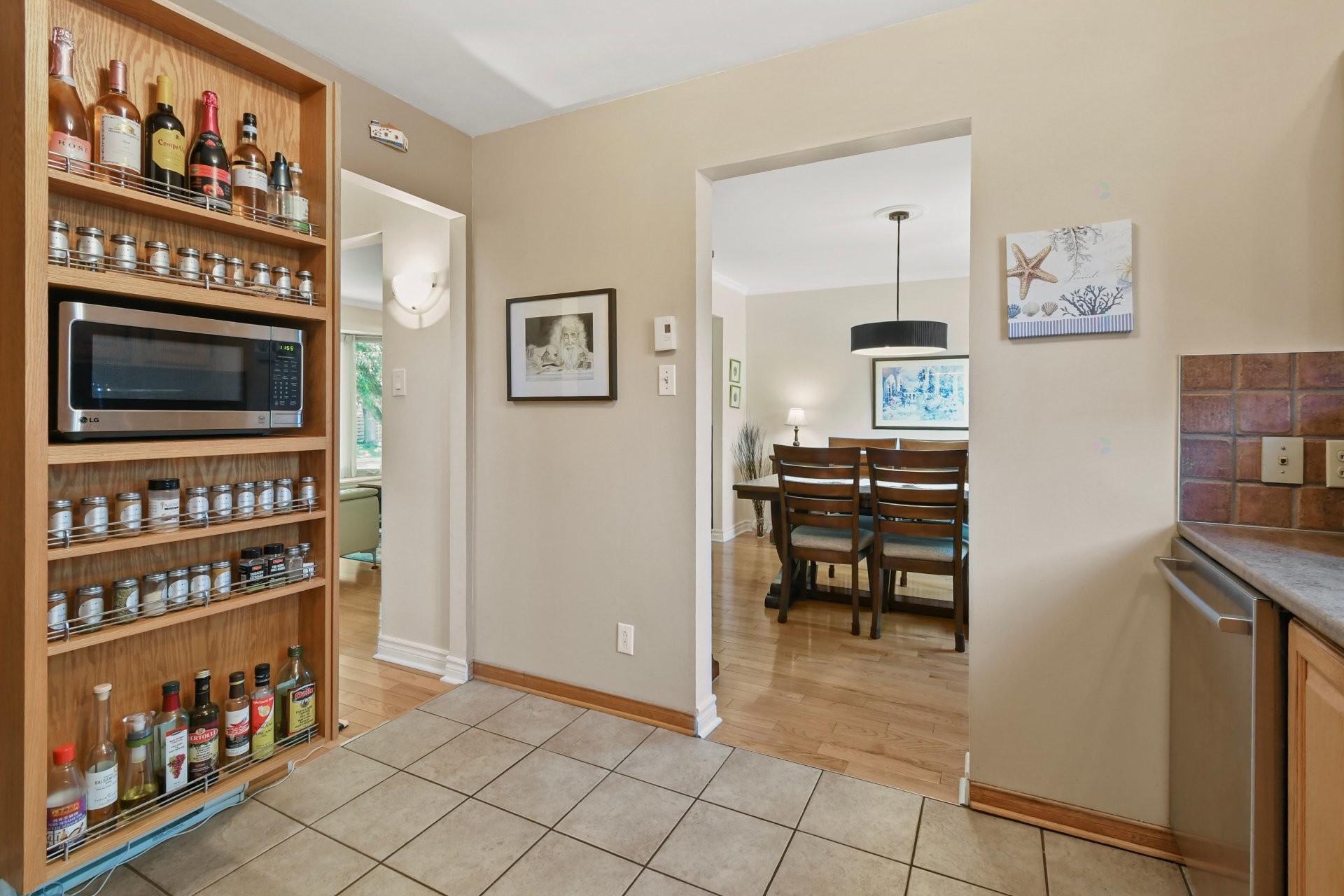 









158


Av. Mermoz

,
Candiac,




QC
J5R4T2

