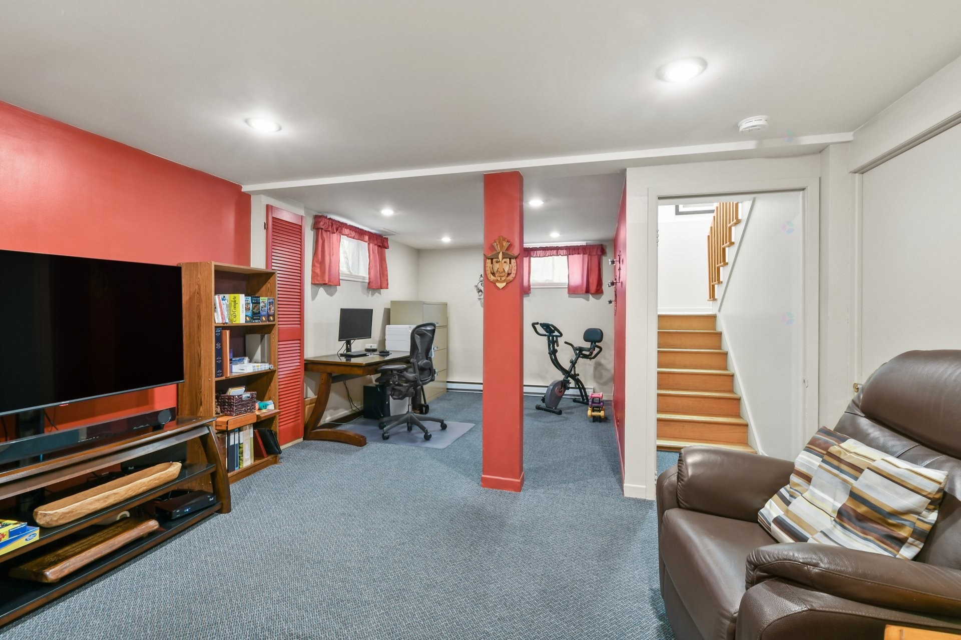 









158


Av. Mermoz

,
Candiac,




QC
J5R4T2

