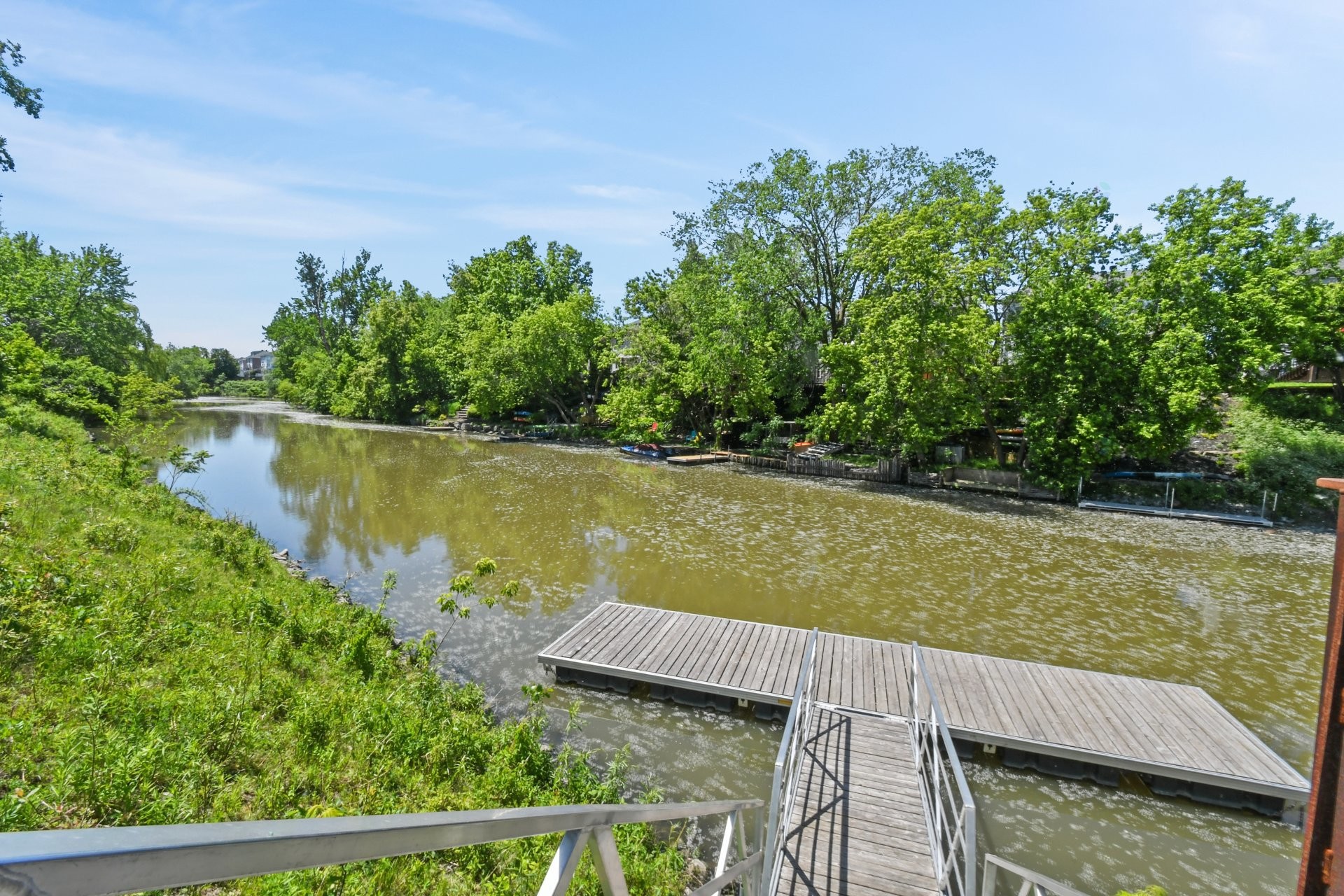 









158


Av. Mermoz

,
Candiac,




QC
J5R4T2

