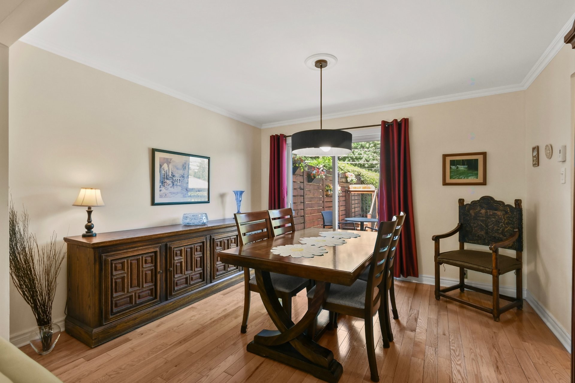 









158


Av. Mermoz

,
Candiac,




QC
J5R4T2

