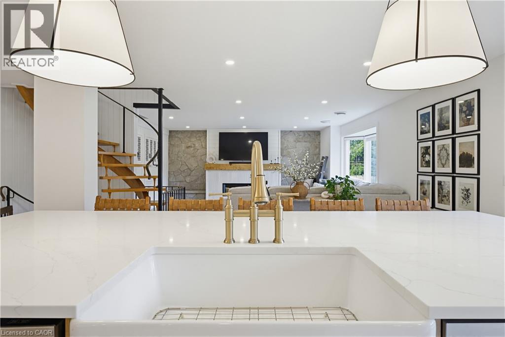 












3623 NAFZIGER Road

,
Wellesley,




Ontario
N0B2T0

