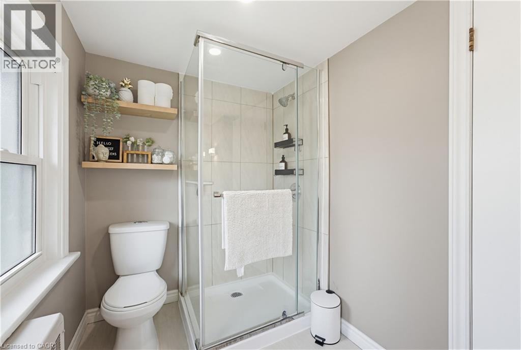 












3623 NAFZIGER Road

,
Wellesley,




Ontario
N0B2T0

