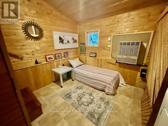












2848 COUNTY ROAD 36

,
Trent Lakes,




Ontario
K0L1J0

