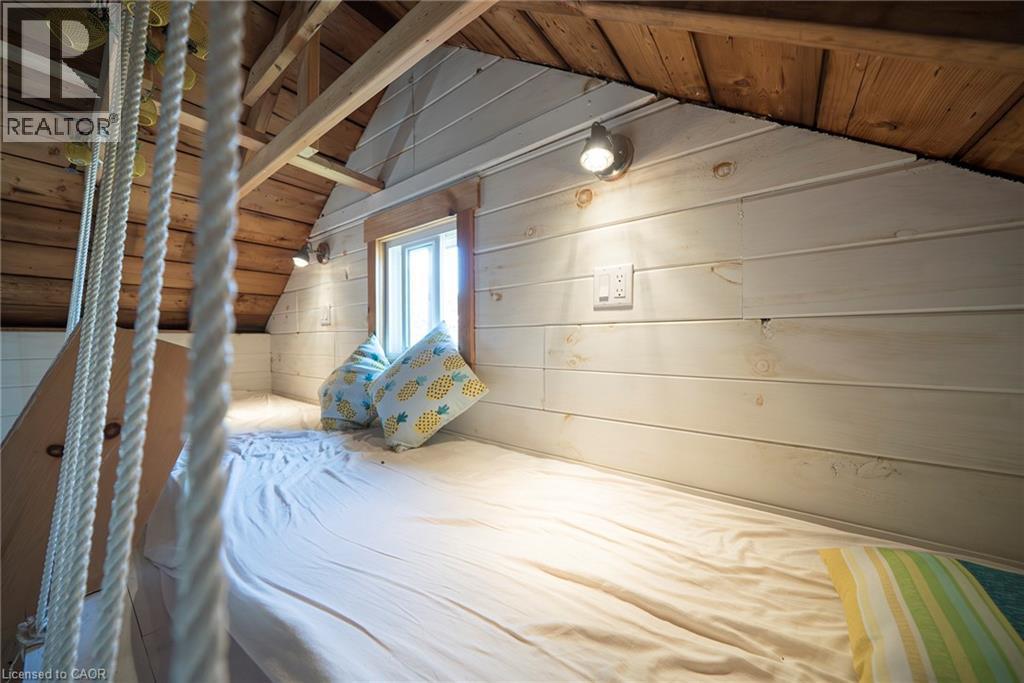 












44 ERIE Boulevard

,
Long Point,




Ontario
N0E1M0

