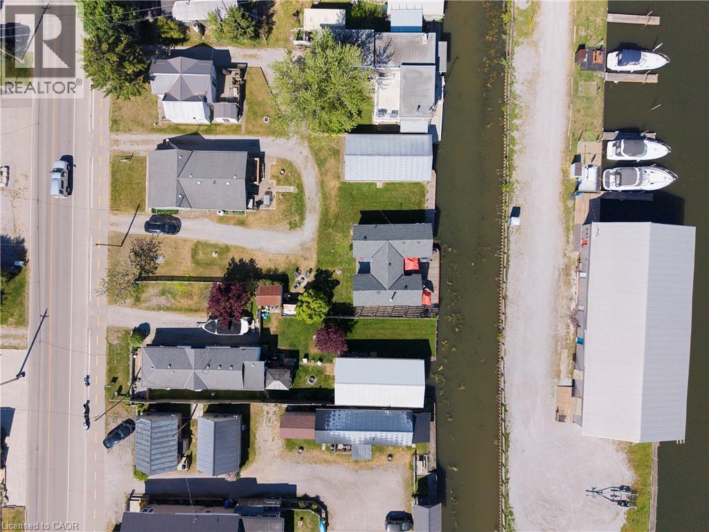 












44 ERIE Boulevard

,
Long Point,




Ontario
N0E1M0

