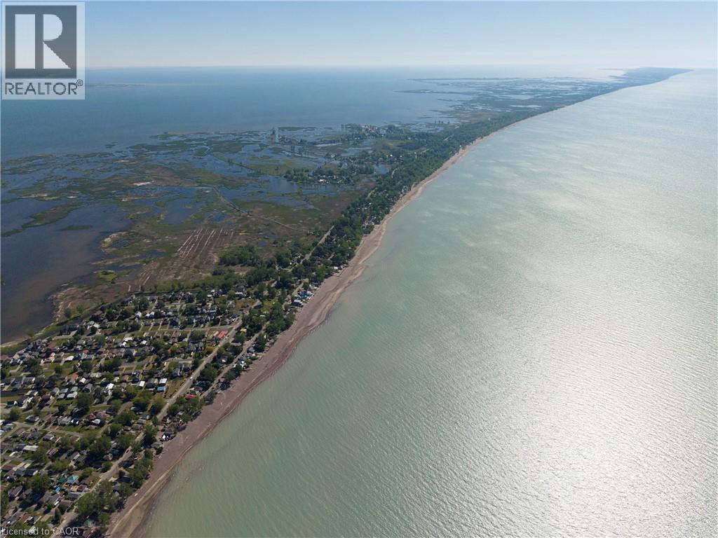 












44 ERIE Boulevard

,
Long Point,




Ontario
N0E1M0

