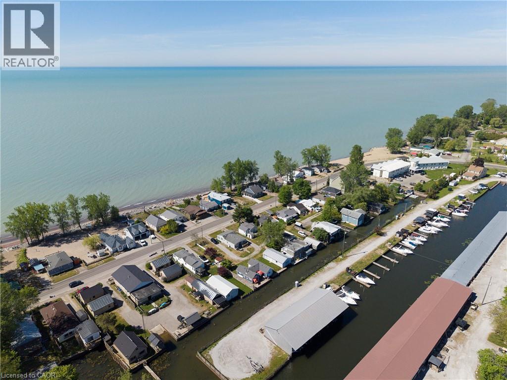 












44 ERIE Boulevard

,
Long Point,




Ontario
N0E1M0

