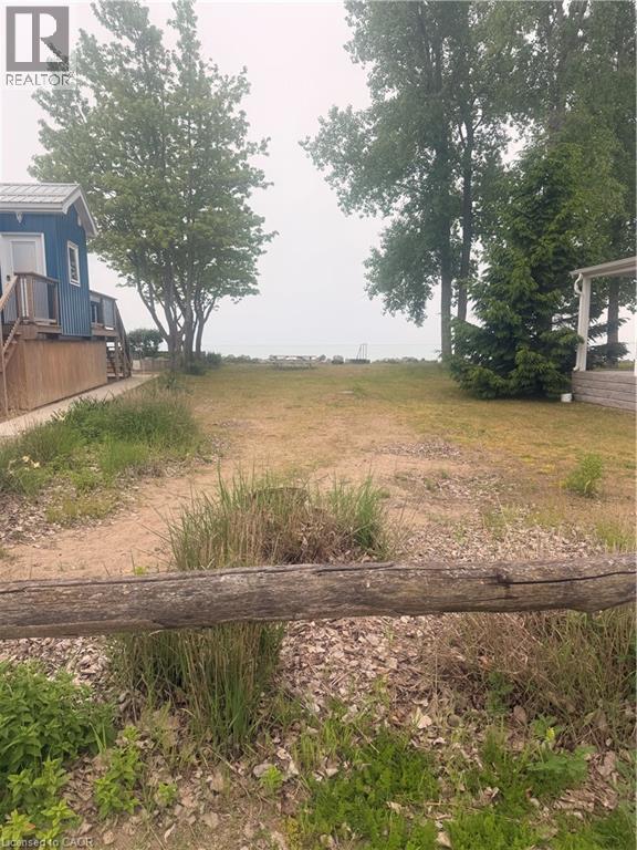 












44 ERIE Boulevard

,
Long Point,




Ontario
N0E1M0

