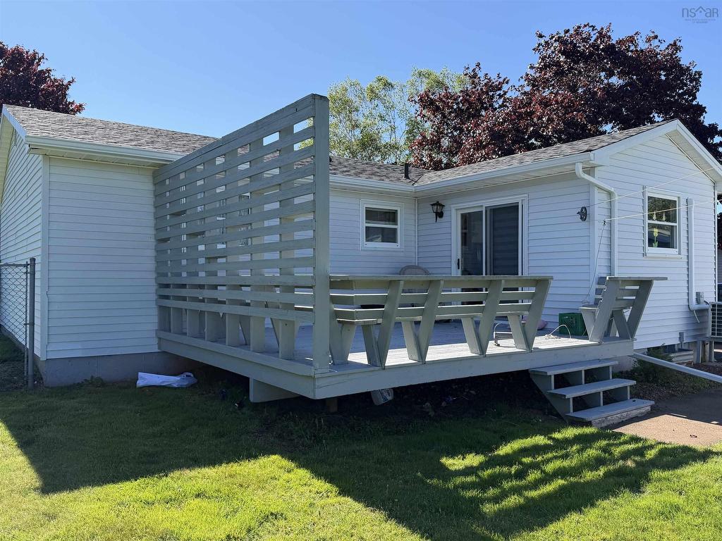 












38 Brite Avenue

,
Bible Hill,




NS
B2N 5R6

