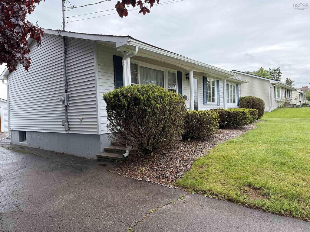 












38 Brite Avenue

,
Bible Hill,




NS
B2N 5R6

