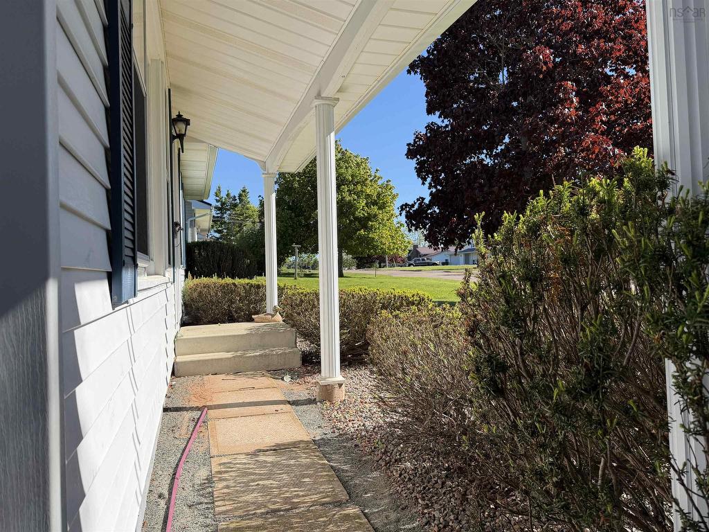 












38 Brite Avenue

,
Bible Hill,




NS
B2N 5R6

