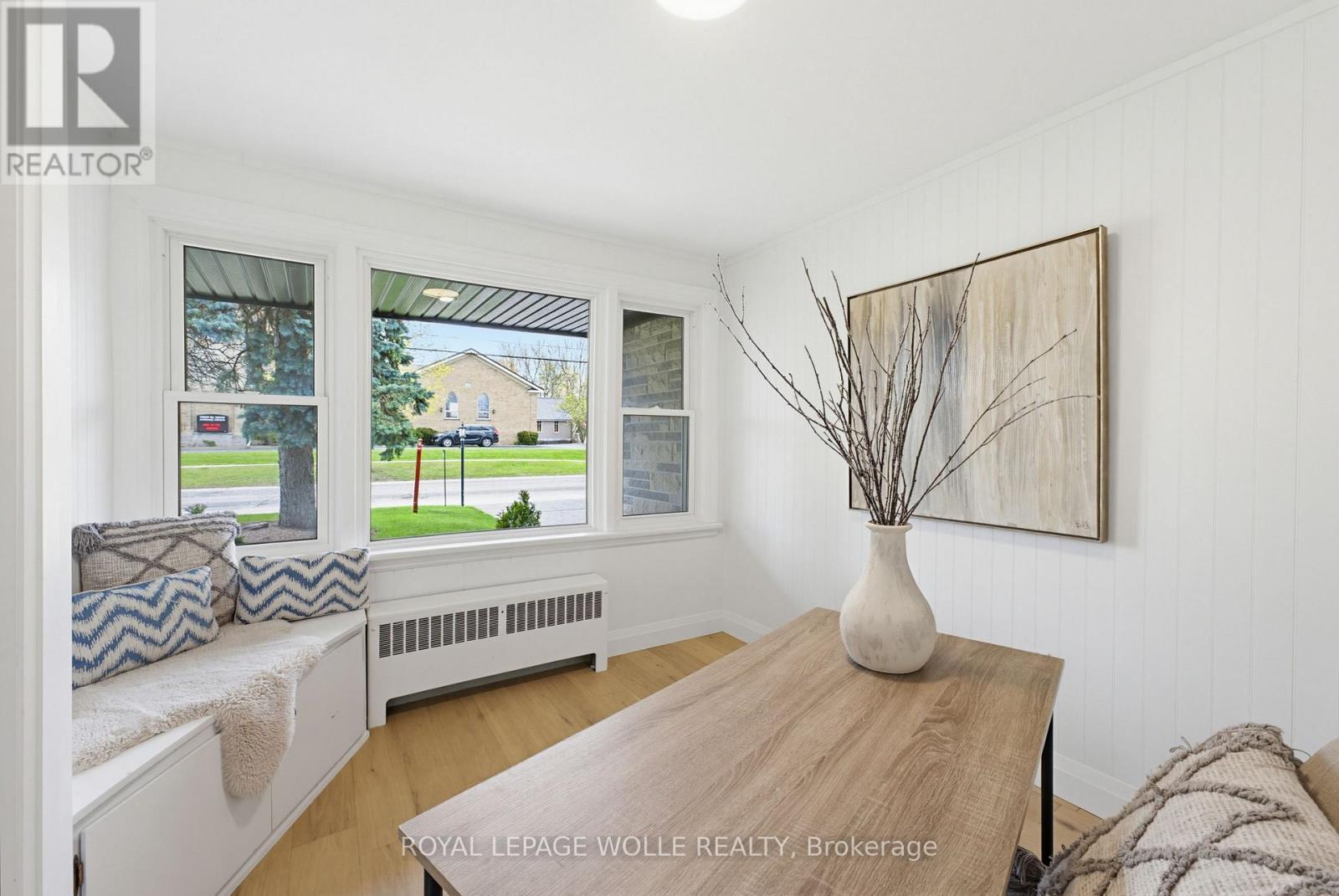 












3623 NAFZIGER ROAD

,
Wellesley,




Ontario
N0B2T0

