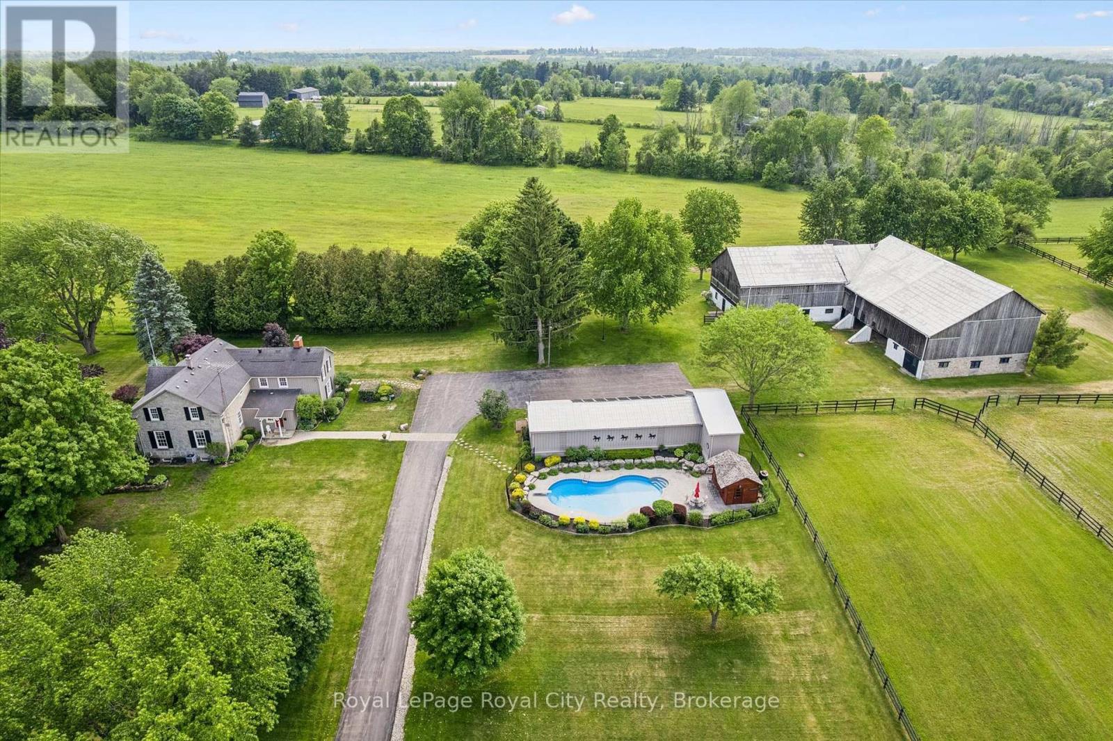 












551 CAMPBELLVILLE ROAD

,
Hamilton,







Ontario
L0P1B0

