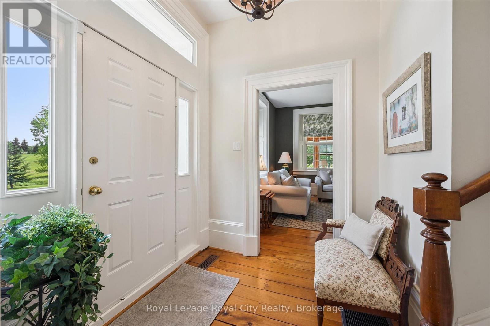 












551 CAMPBELLVILLE ROAD

,
Hamilton,







Ontario
L0P1B0

