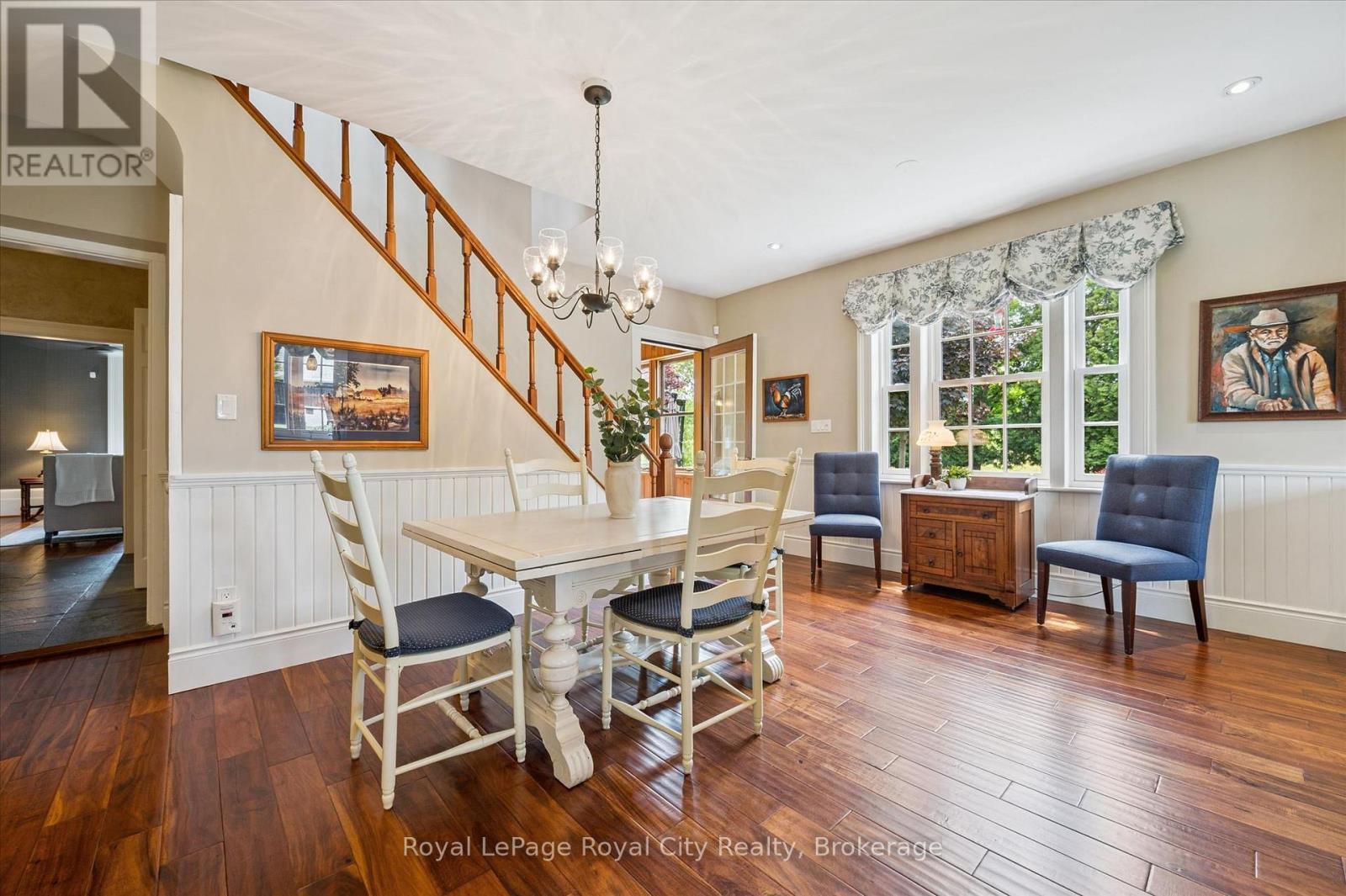 












551 CAMPBELLVILLE ROAD

,
Hamilton,







Ontario
L0P1B0

