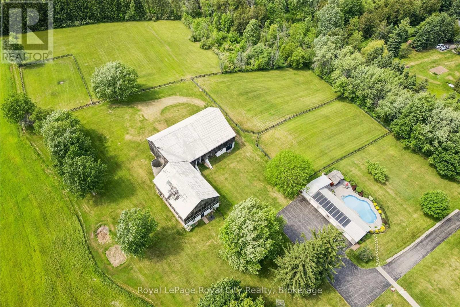 












551 CAMPBELLVILLE ROAD

,
Hamilton,







Ontario
L0P1B0

