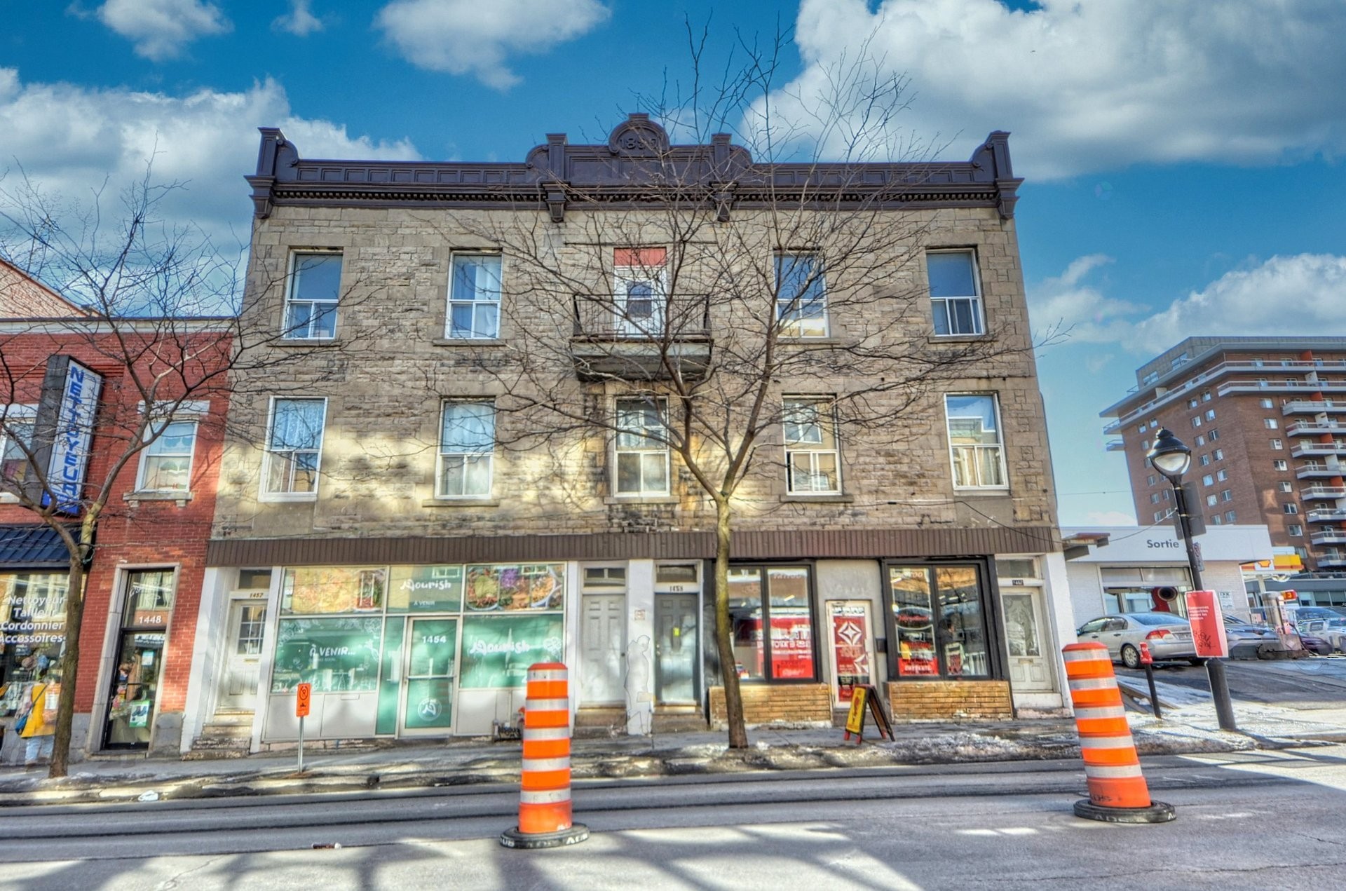 









1460


Rue Atateken

,
Montréal (Ville-Marie),




QC
H2L3L3

