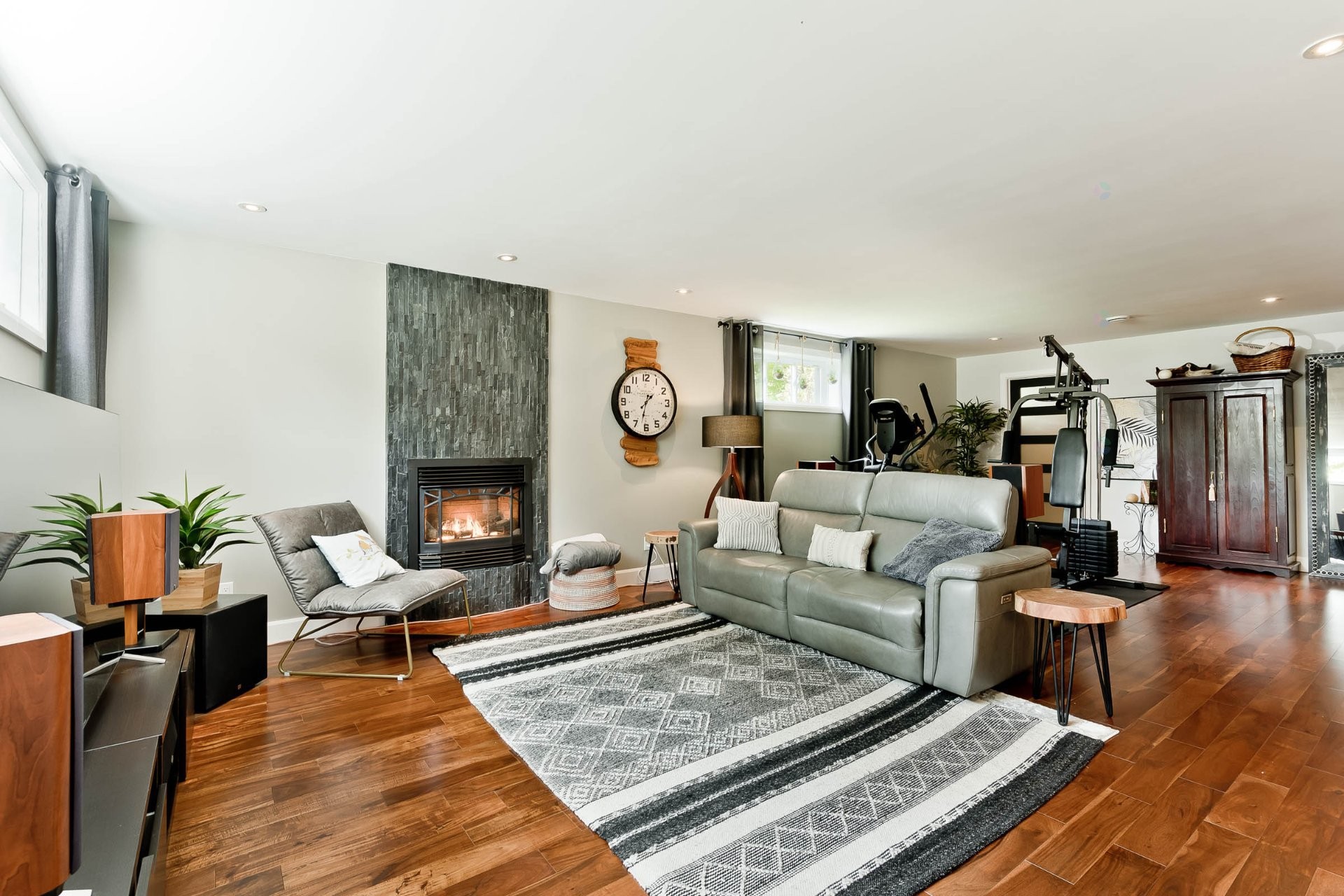 









51


Rue Marjorie-Donald

,
Sherbrooke (Lennoxville),




QC
J1M0A4

