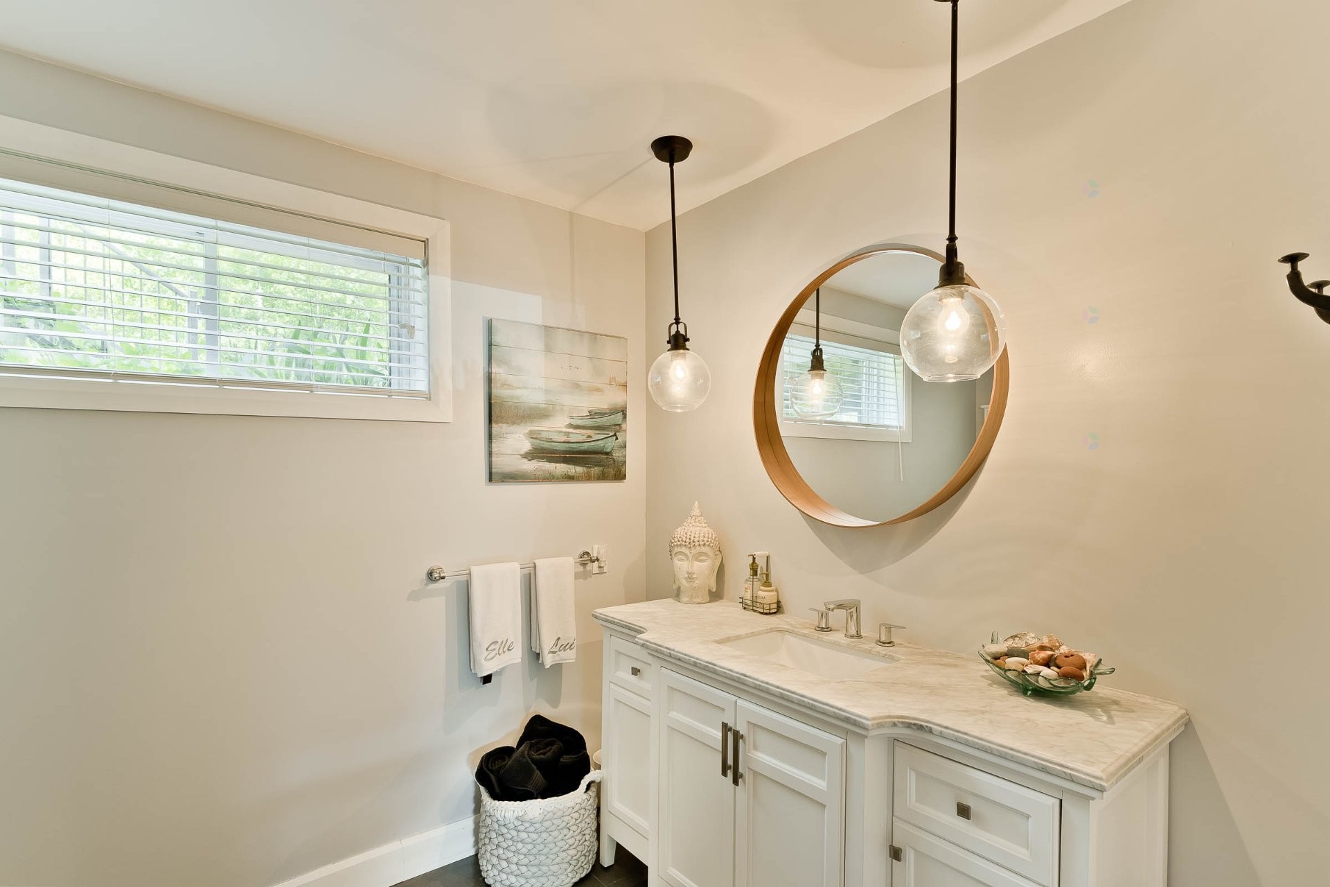 









51


Rue Marjorie-Donald

,
Sherbrooke (Lennoxville),




QC
J1M0A4

