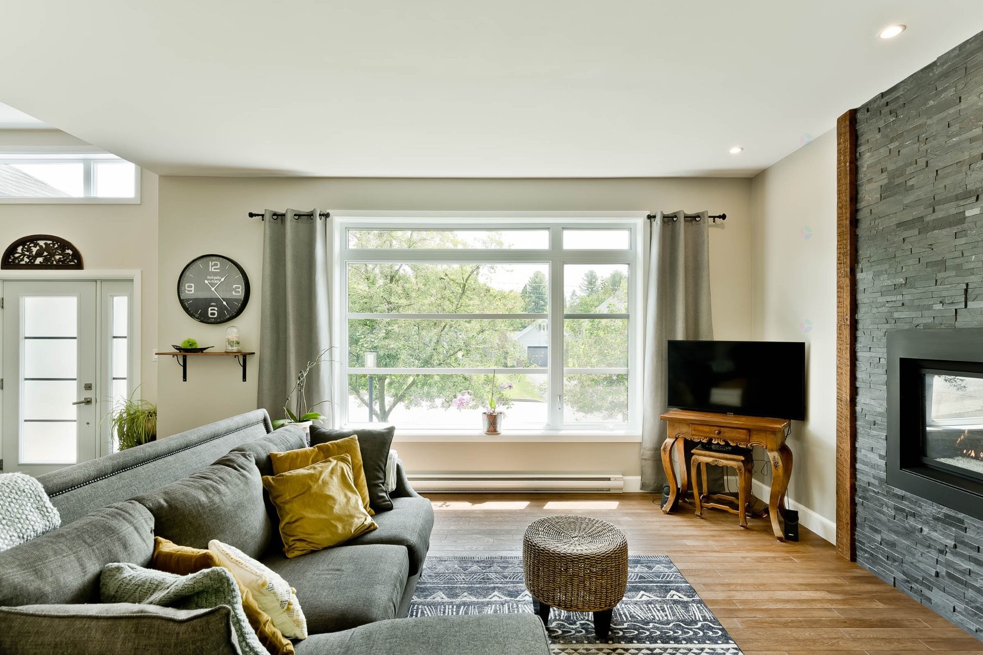 









51


Rue Marjorie-Donald

,
Sherbrooke (Lennoxville),




QC
J1M0A4

