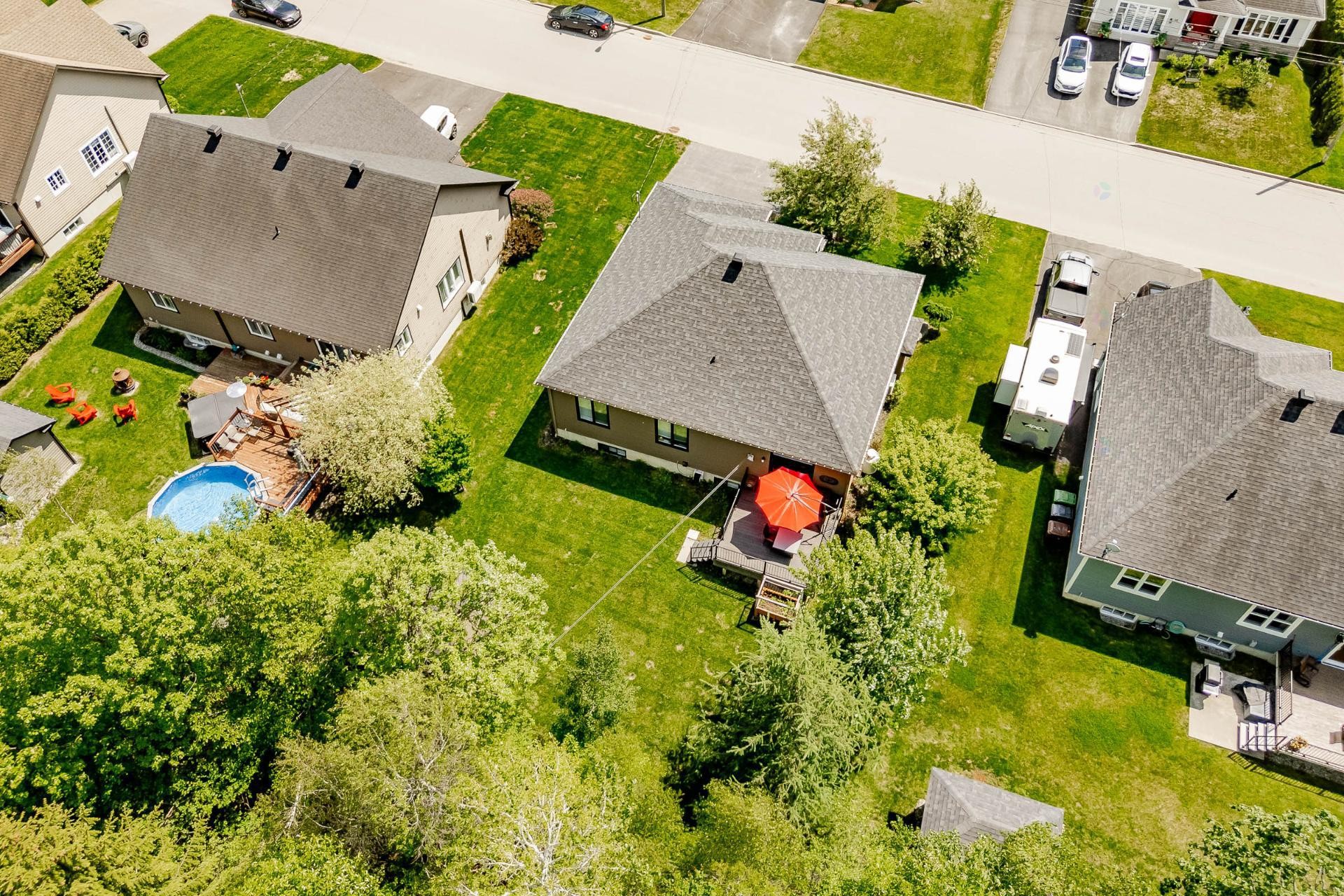 









51


Rue Marjorie-Donald

,
Sherbrooke (Lennoxville),




QC
J1M0A4

