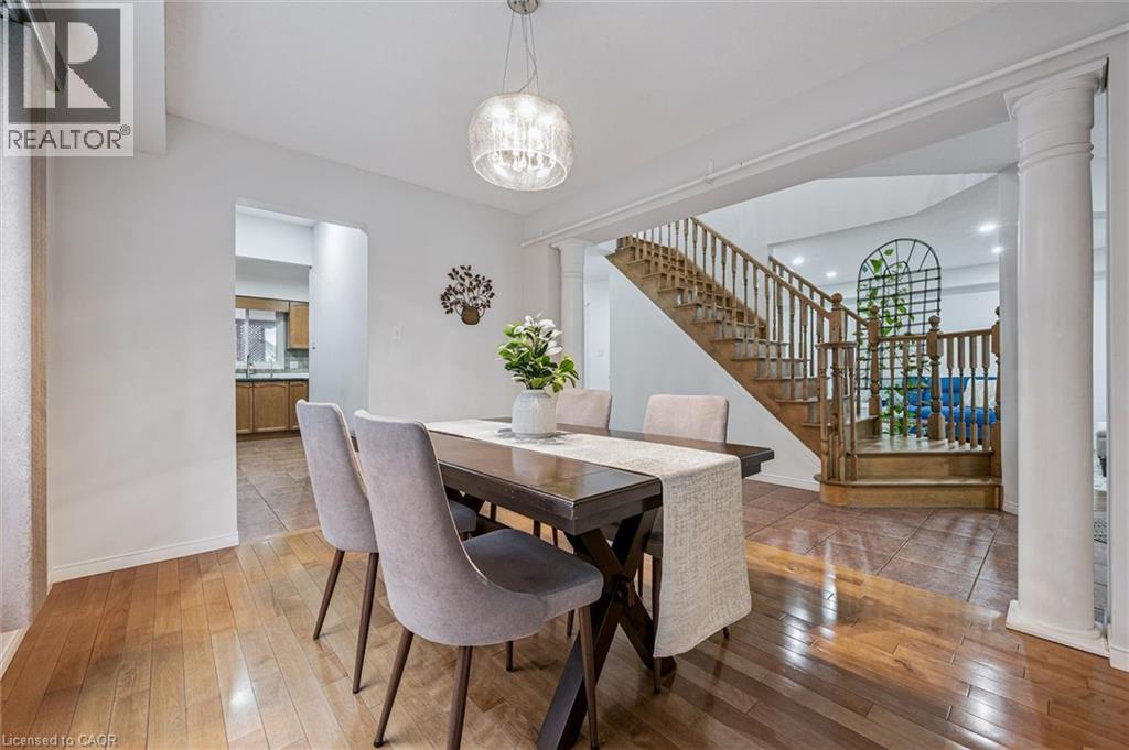 












64 MILSON Crescent

,
Guelph,




Ontario
N1C1G7

