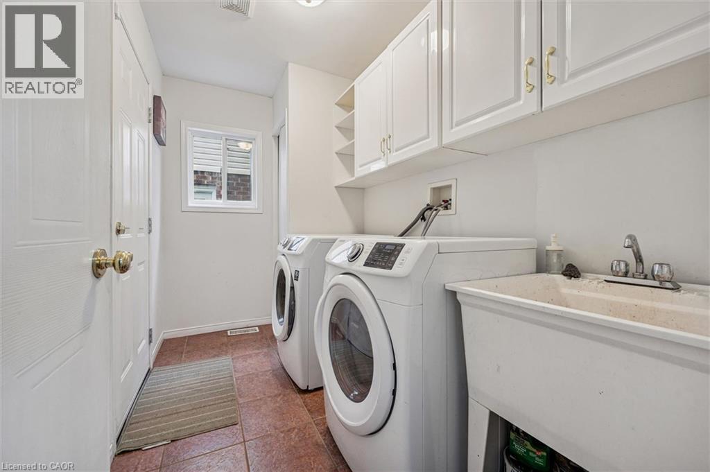 












64 MILSON Crescent

,
Guelph,




Ontario
N1C1G7

