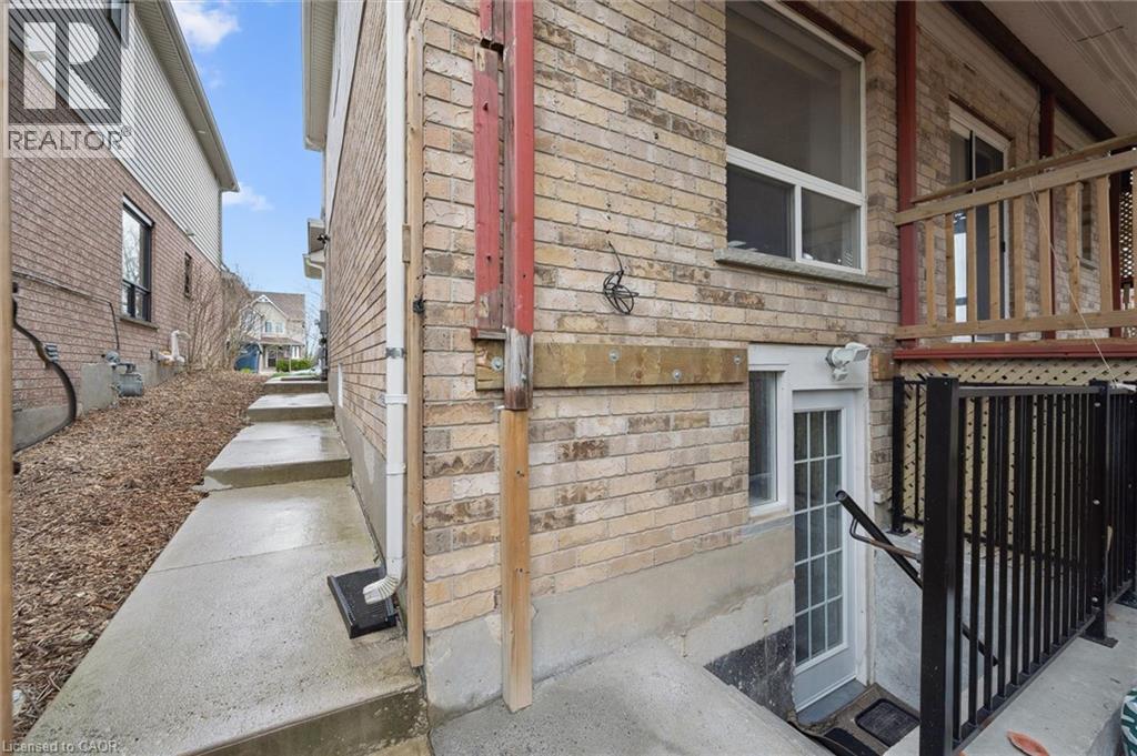 












64 MILSON Crescent

,
Guelph,




Ontario
N1C1G7

