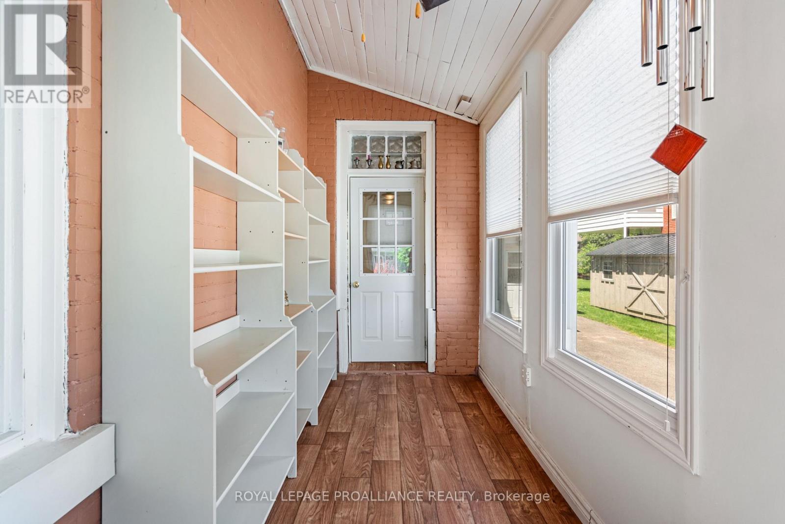 












568 JAMES STREET W

,
Prescott,




Ontario
K0E1T0


