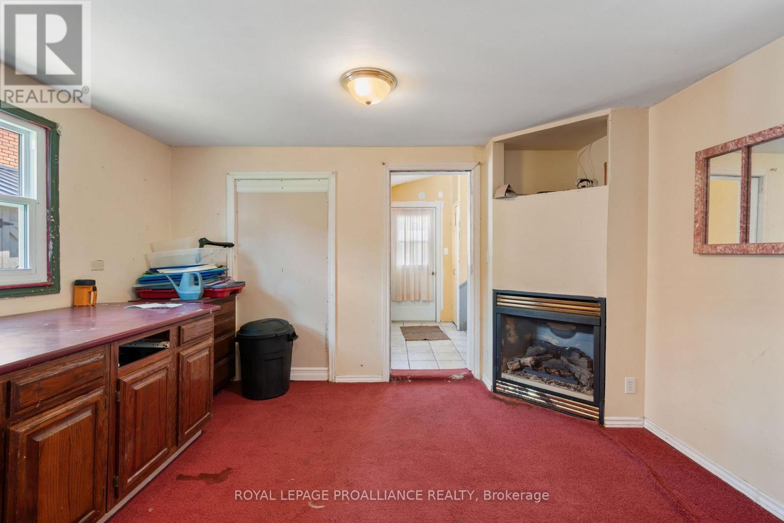 












568 JAMES STREET W

,
Prescott,




Ontario
K0E1T0

