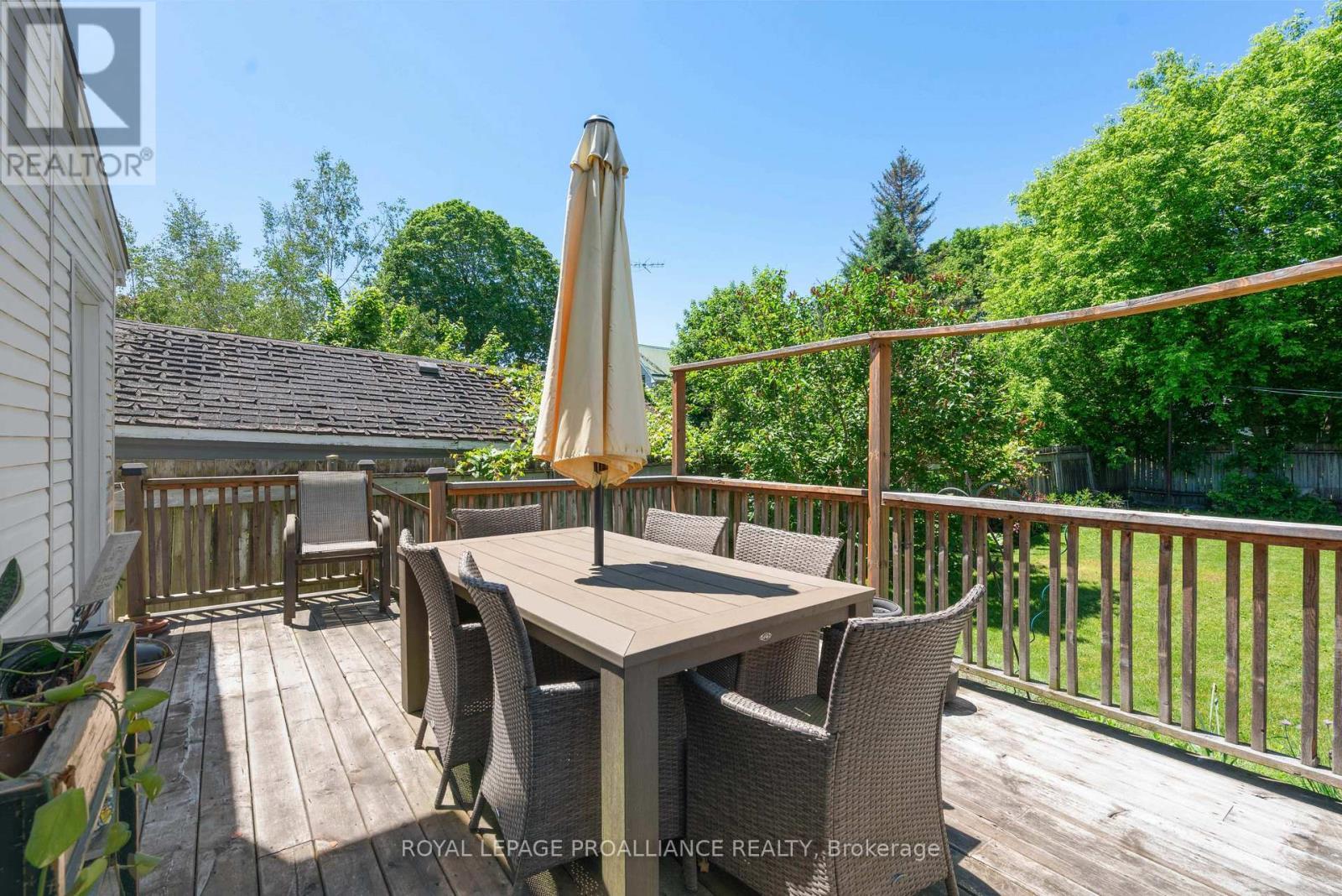 












568 JAMES STREET W

,
Prescott,




Ontario
K0E1T0

