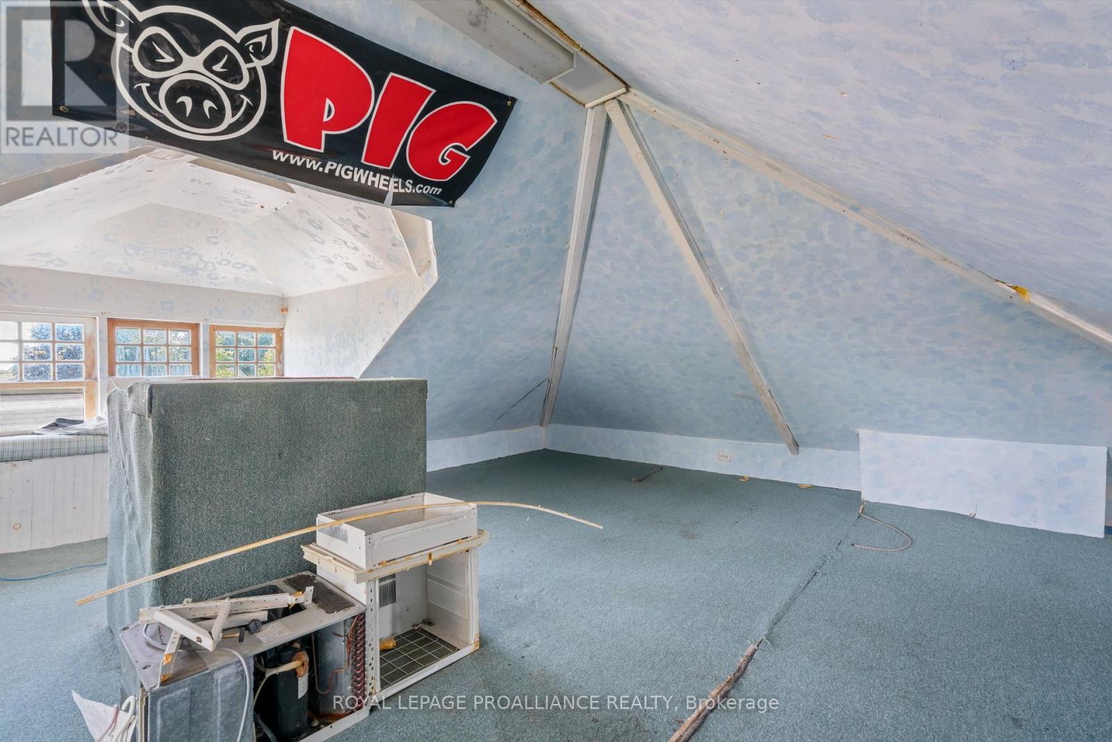 












568 JAMES STREET W

,
Prescott,




Ontario
K0E1T0

