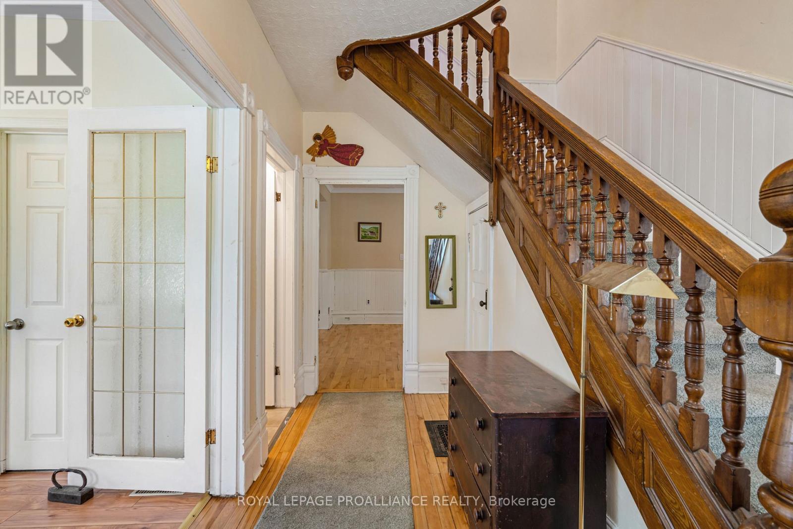 












568 JAMES STREET W

,
Prescott,




Ontario
K0E1T0


