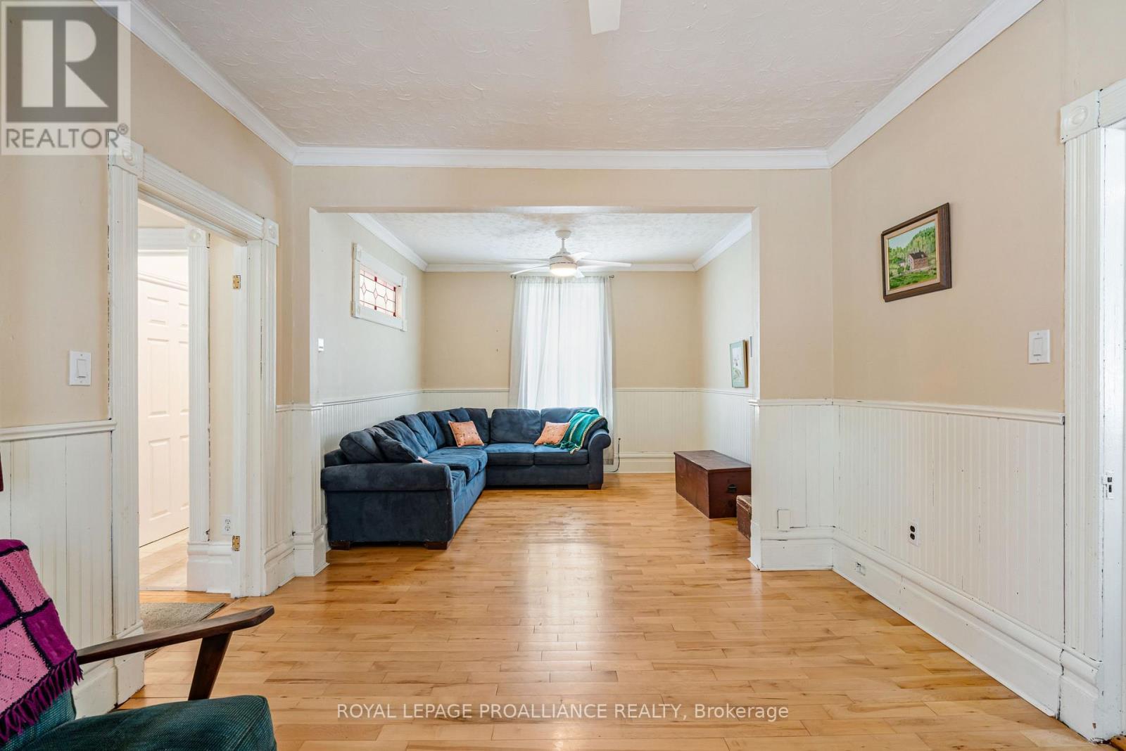












568 JAMES STREET W

,
Prescott,




Ontario
K0E1T0

