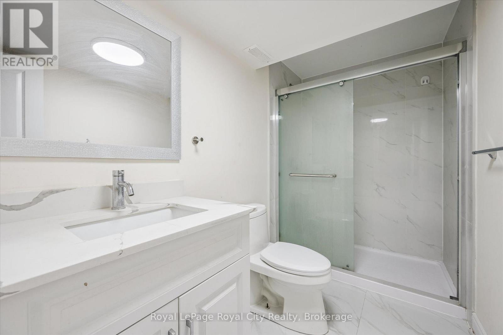 












64 MILSON CRESCENT

,
Guelph (Kortright Hills),




Ontario
N1C1G7


