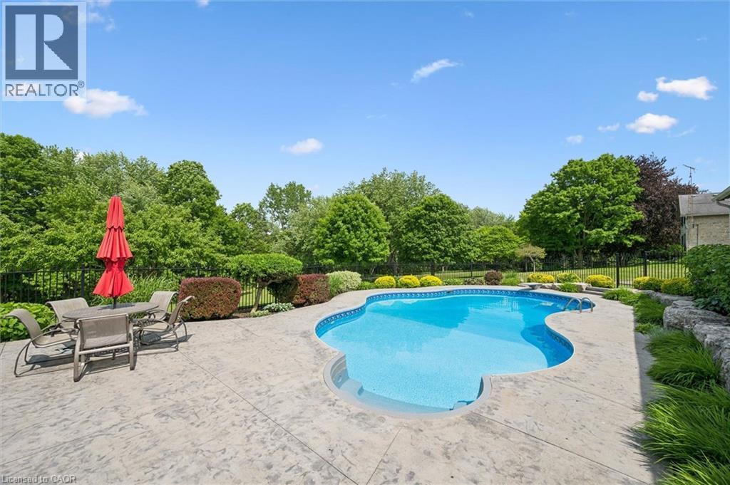












551 CAMPBELLVILLE Road

,
Campbellville,




Ontario
L0P1B0

