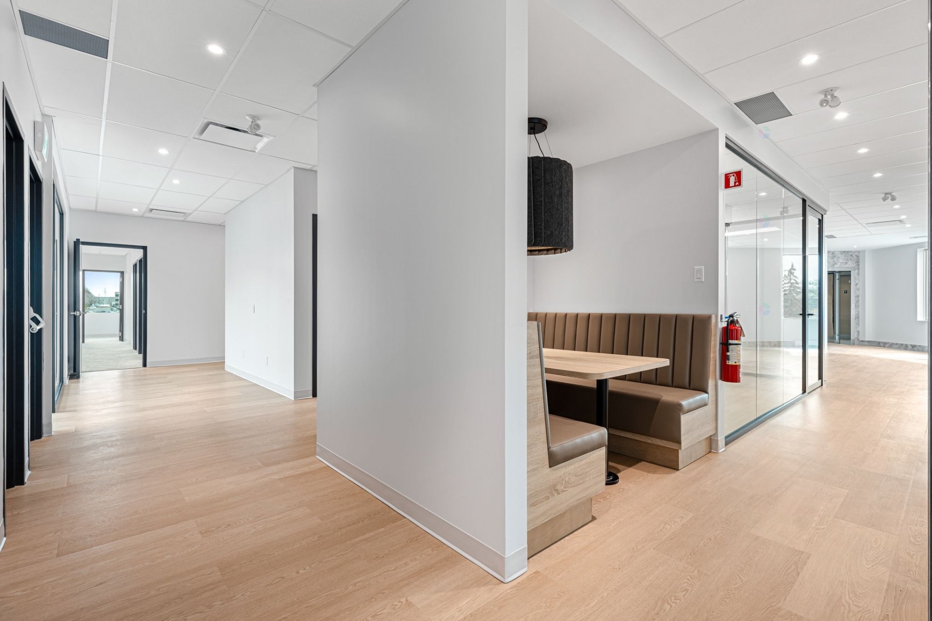 









130


Boul. de Mortagne

, 200,
Boucherville,




QC
J4B5M7

