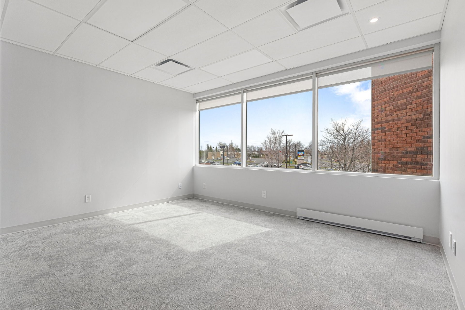 









130


Boul. de Mortagne

, 200,
Boucherville,




QC
J4B5M7

