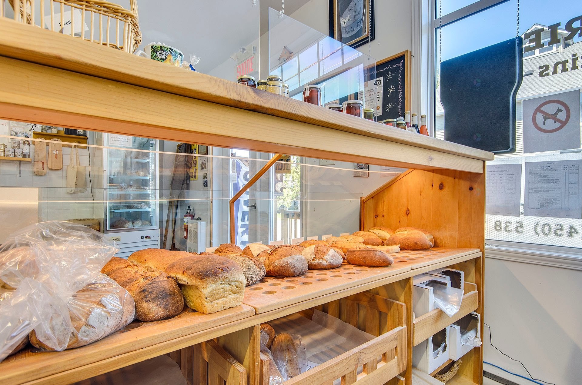 









12


Rue du Dépôt

,
Sutton,




QC
J0E2K0

