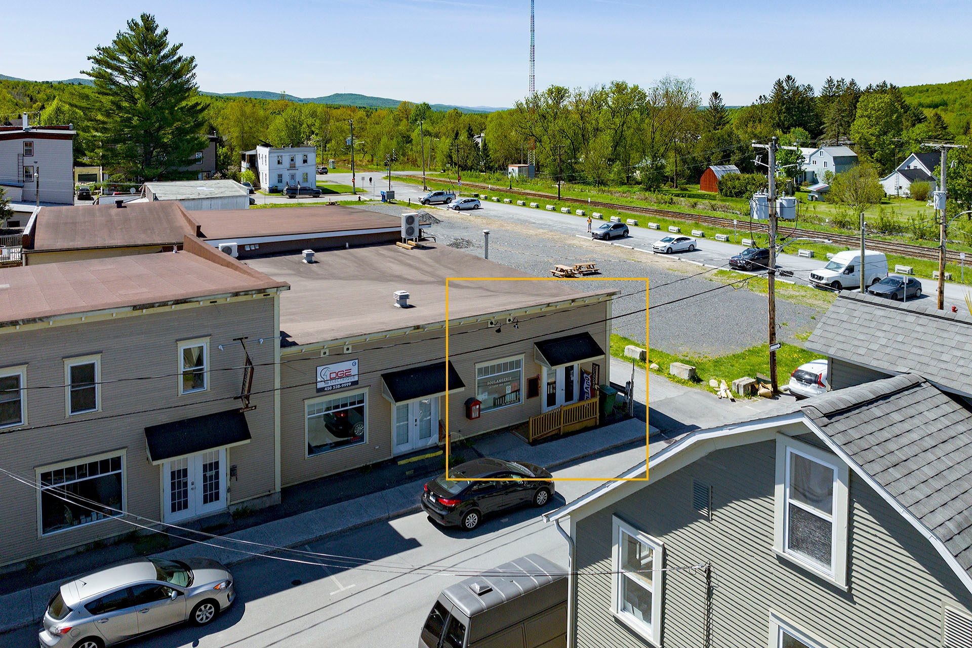 









12


Rue du Dépôt

,
Sutton,




QC
J0E2K0

