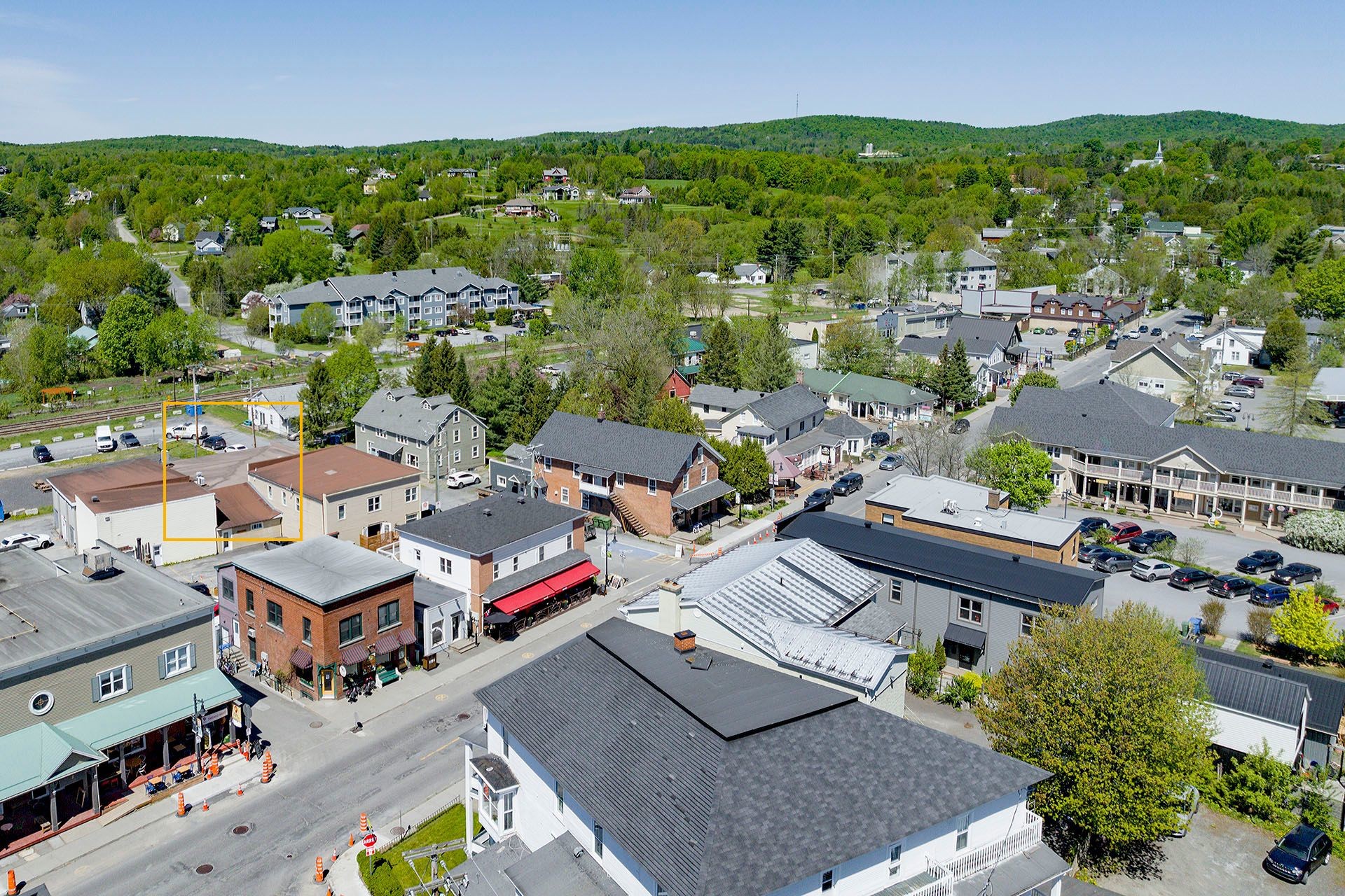 









12


Rue du Dépôt

,
Sutton,




QC
J0E2K0


