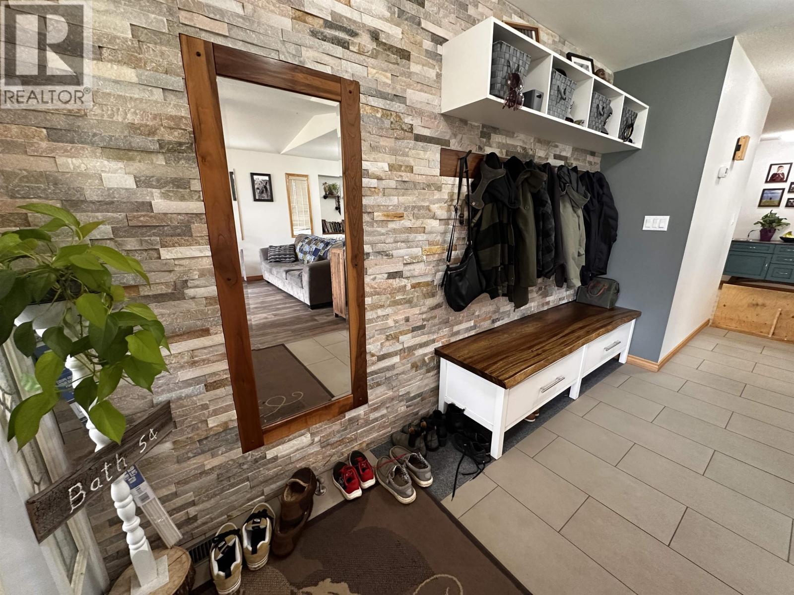 












5512 MINNAKER CRESCENT

,
Fort Nelson,




British Columbia
V0C1R0

