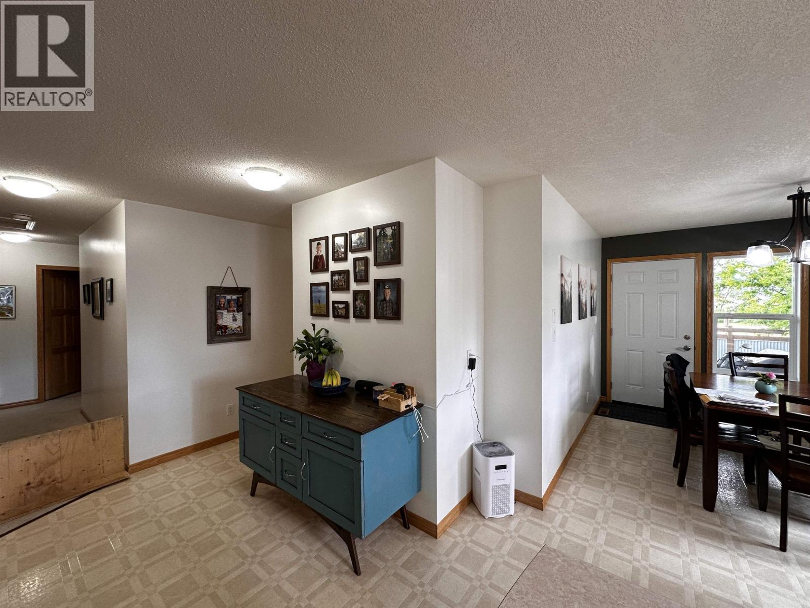 












5512 MINNAKER CRESCENT

,
Fort Nelson,




British Columbia
V0C1R0

